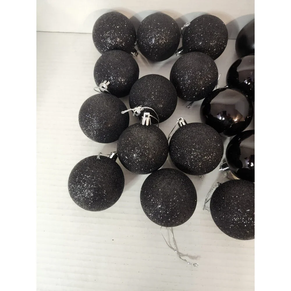 Lot Of 32 Black Christmas Balls 6 Cm Plastic